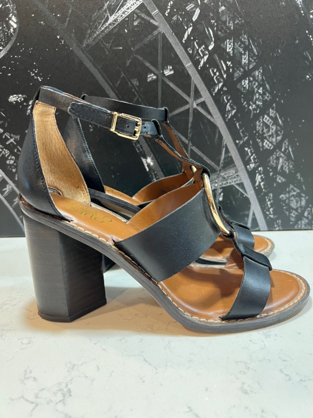 Franco Sarto black leather t-strap sandals size 7.5